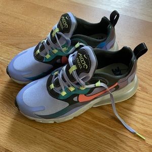 Nike Air Max 270 React